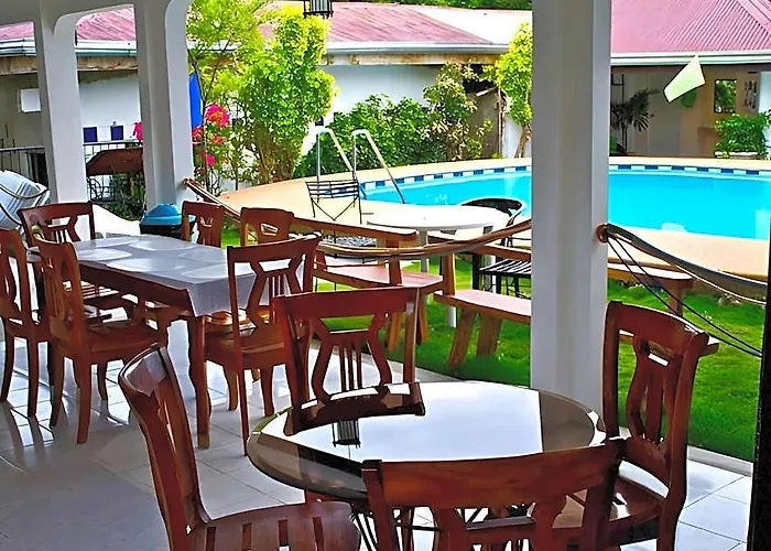 Hotell New Eve's Kiosk Dive