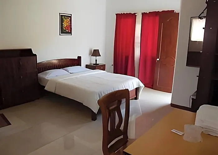 Hotell New Eve's Kiosk Dive